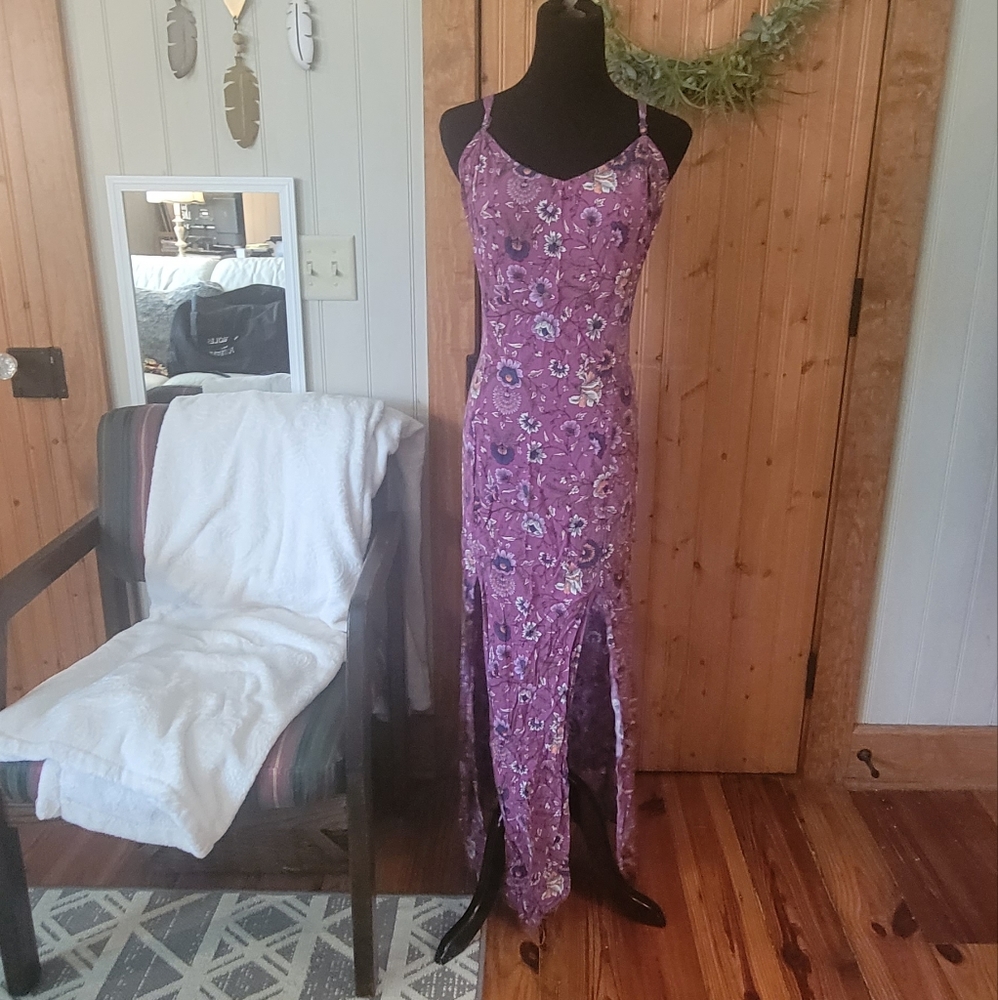 Wonderly XL maxi bodycon zip up dress with high slits